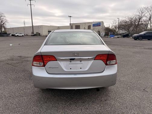 Gray 2011 Honda Civic VP