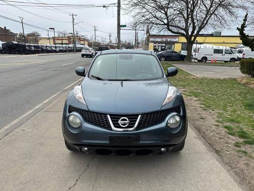 2011 Nissan Juke SL AWD 4dr Crossover