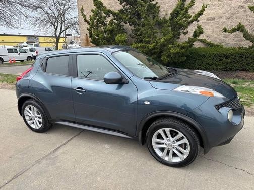 2011 Nissan Juke SL AWD 4dr Crossover