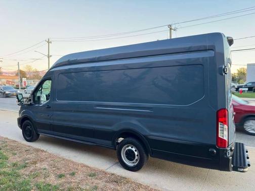 2021 Ford Transit-250 Base