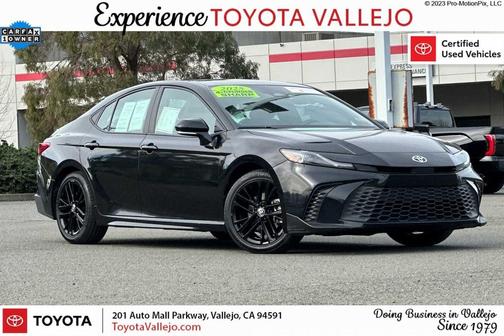 2025 Toyota Camry SE