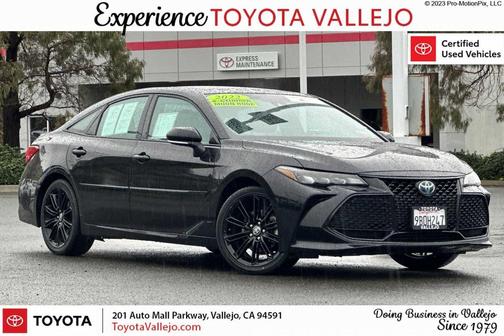 2022 Toyota Avalon Hybrid XSE