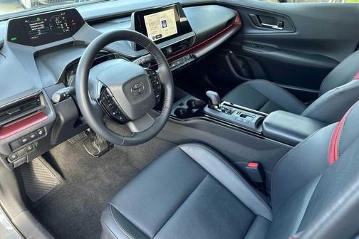 2025 Toyota Prius Plug-In Hybrid XSE