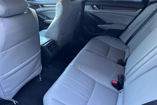 2018 Honda Accord Hybrid Touring