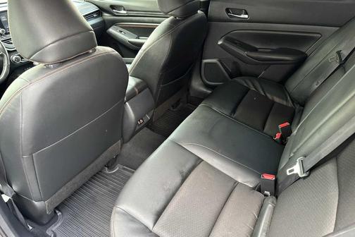 2022 Nissan Altima SR FWD