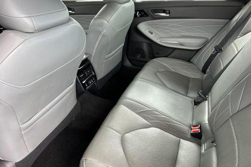 Celestial Silver Metallic 2019 Toyota Avalon Limited