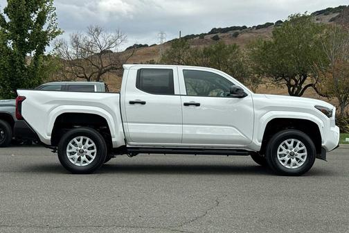 2025 Toyota Tacoma SR