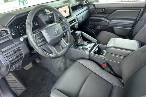 Ice 2024 Toyota Tacoma SR