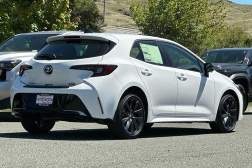 Ice Cap 2026 Toyota Corolla XSE