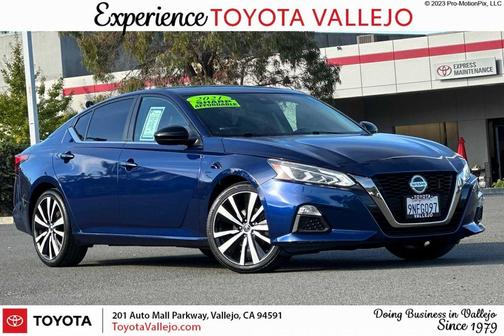 2021 Nissan Altima SR FWD