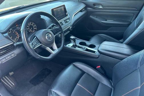 2021 Nissan Altima SR FWD
