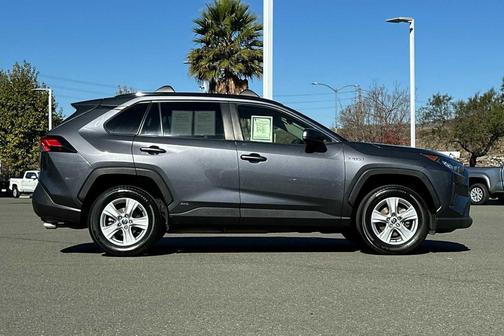 2020 Toyota RAV4 Hybrid LE