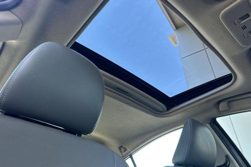 2016 Toyota Prius c Four