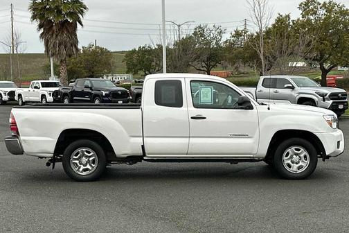 2015 Toyota Tacoma Base