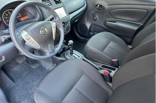 2019 Nissan Versa 1.6 S+