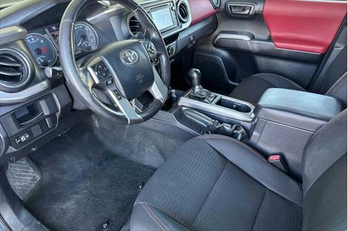 2017 Toyota Tacoma SR5