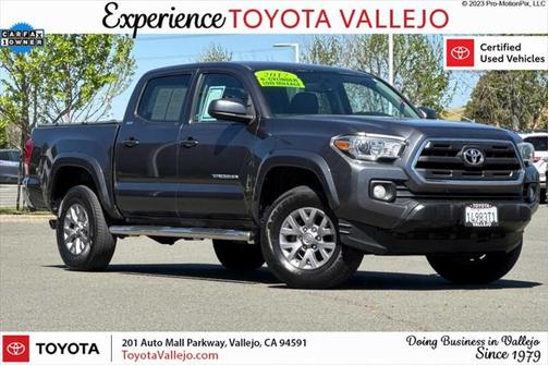 2017 Toyota Tacoma SR5