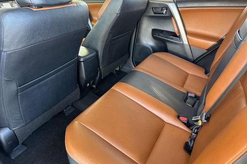 2017 Toyota RAV4 Hybrid Limited