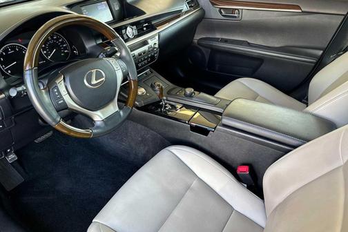 2013 Lexus ES 350 Base