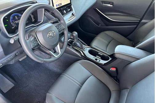 2025 Toyota Corolla Hybrid SE