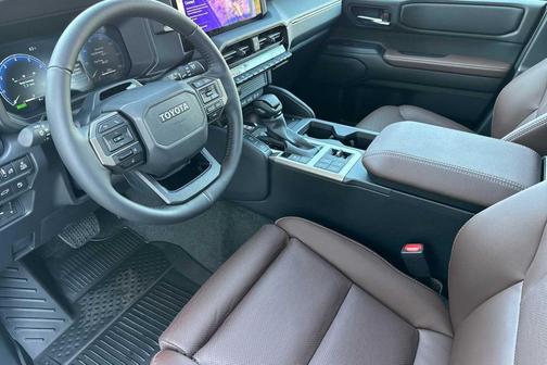 2026 Toyota Land Cruiser Base