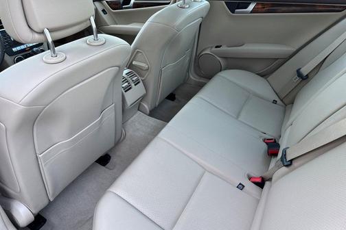 2012 Mercedes-Benz C-Class C 250 4D Sedan