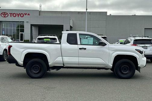 Ice 2024 Toyota Tacoma SR