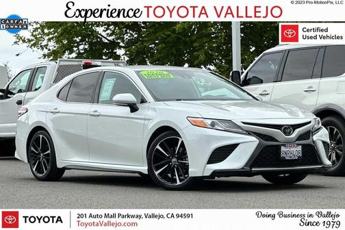 Wind Chill Pearl 2020 Toyota Camry XSE