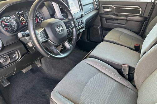 2024 RAM 2500 Big Horn Crew Cab 4x4 6'4' Box