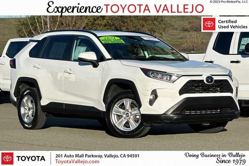 2021 Toyota RAV4 XLE