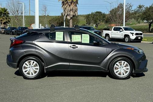 2019 Toyota C-HR LE