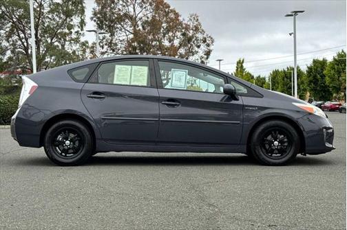 2014 Toyota Prius Three