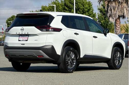 2023 Nissan Rogue S
