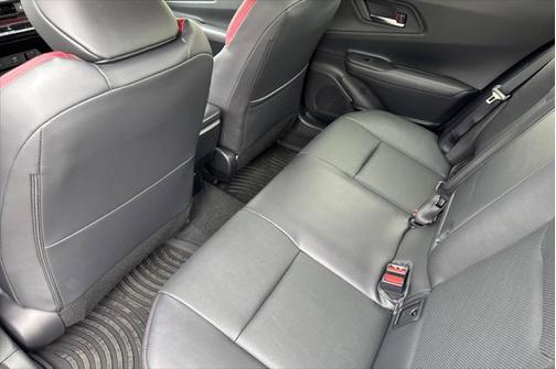 2025 Toyota Prius L