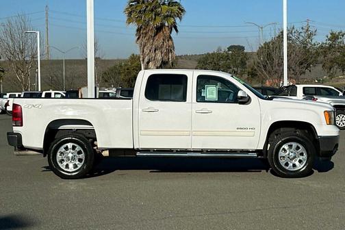 2011 GMC Sierra 2500 SLT