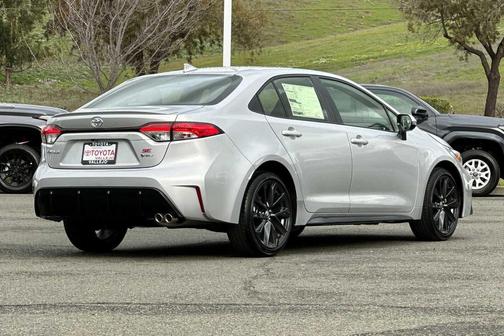 2026 Toyota Corolla Hybrid SE