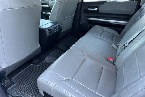 2017 Toyota Tundra Limited