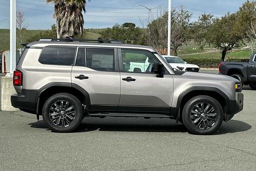 2026 Toyota Land Cruiser Base