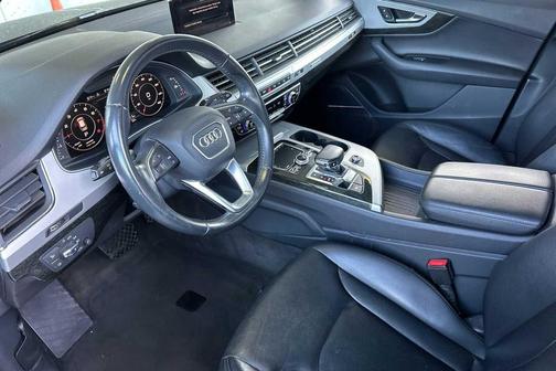 Gray Metallic 2019 Audi Q7 45 Premium Plus