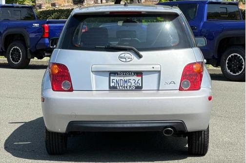 2005 Scion xA Base 4D Sedan