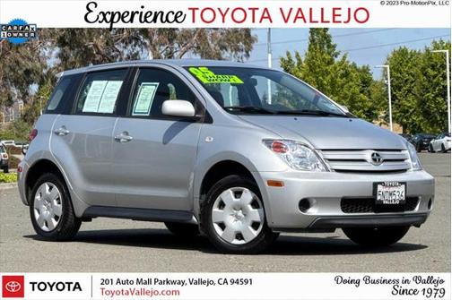 2005 Scion xA Base 4D Sedan
