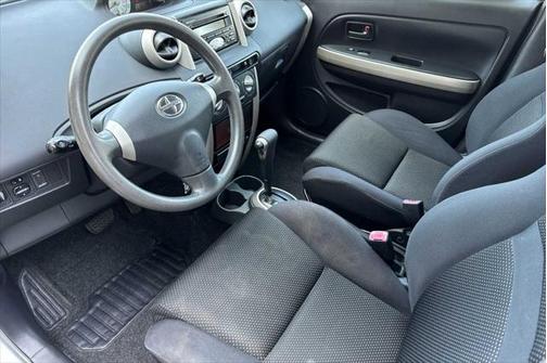 2005 Scion xA Base 4D Sedan