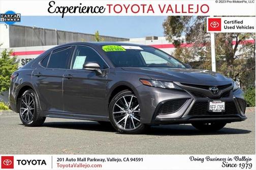 2023 Toyota Camry SE