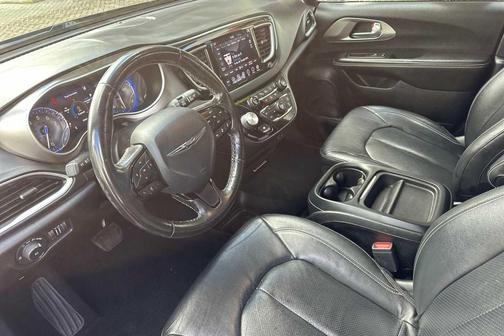 2020 Chrysler Pacifica L