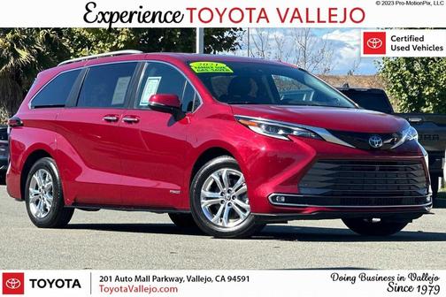 2021 Toyota Sienna Platinum 7 Passenger