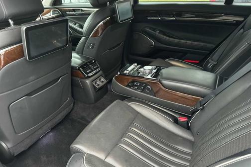 2018 Genesis G90 5.0 Ultimate