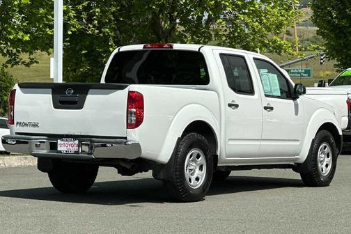 Glacier White 2019 Nissan Frontier S