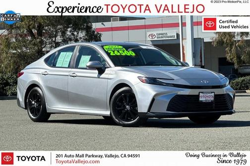 2025 Toyota Camry LE