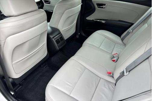 2017 Toyota Avalon XLE Premium