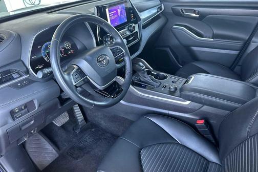 2025 Toyota Highlander XSE